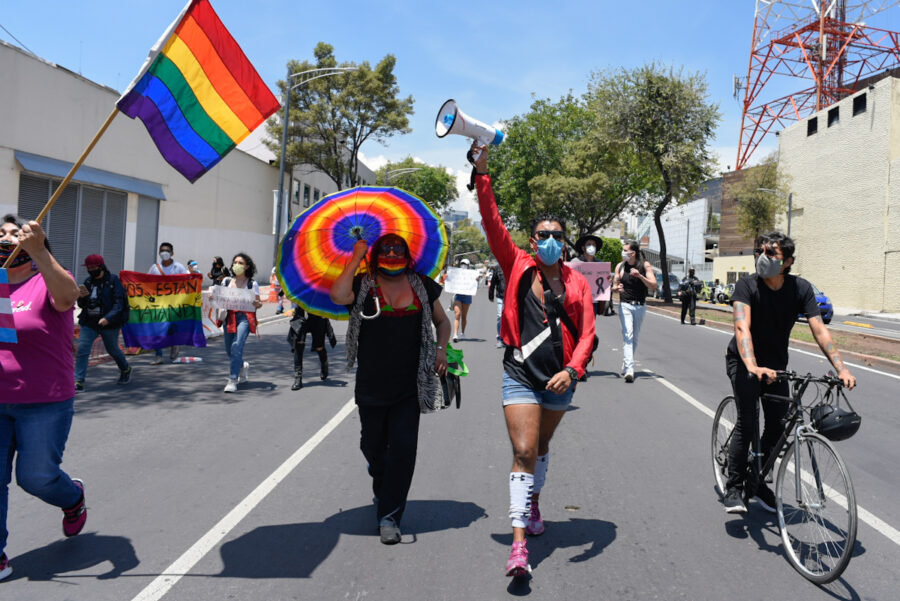 Activistas LGBT+ protestan contra crímenes de odio