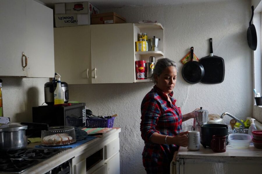 Migrantes en espera de asilo, los olvidados de Estados Unidos y México