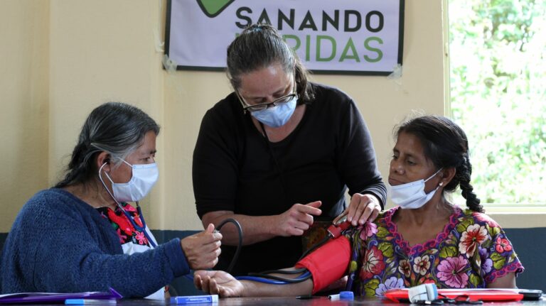 Inician campaña para atender a 200 niños y niñas tsotsiles que padecen desnutrición