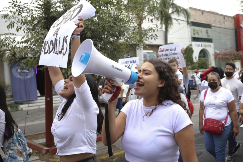 Comunidad de Cusur se une a marcha por los hermanos González Moreno