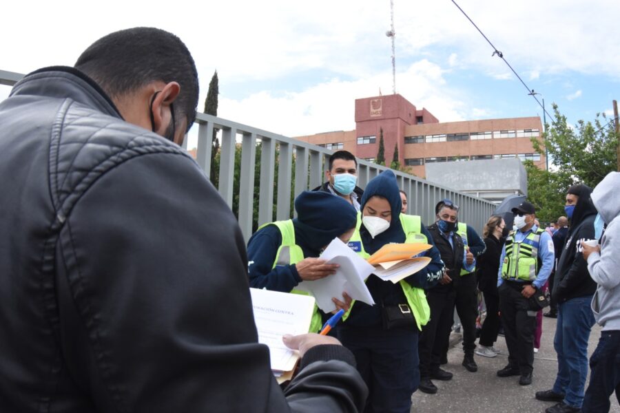 Médicos particulares reciben vacuna contra COVID