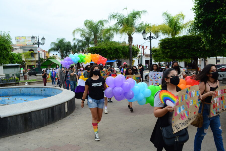 Adolescentes grullenses piden respeto para jóvenes de la comunidad LGBTTTIQ+