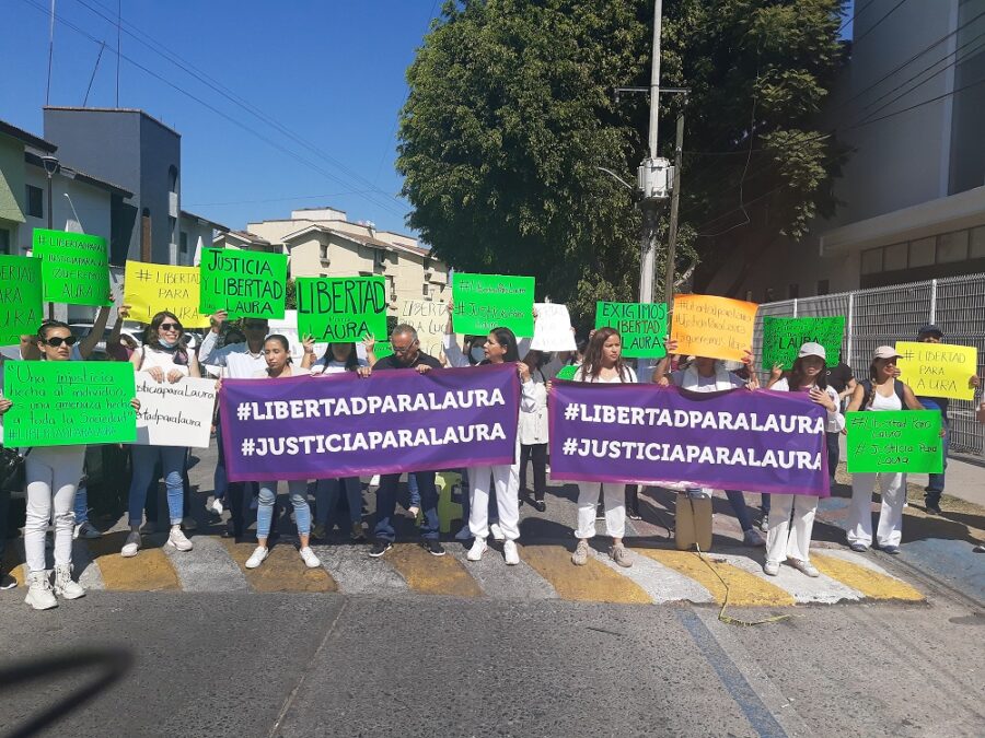 De víctima de abuso a acusada: FEJ y tribunales vs Laura
