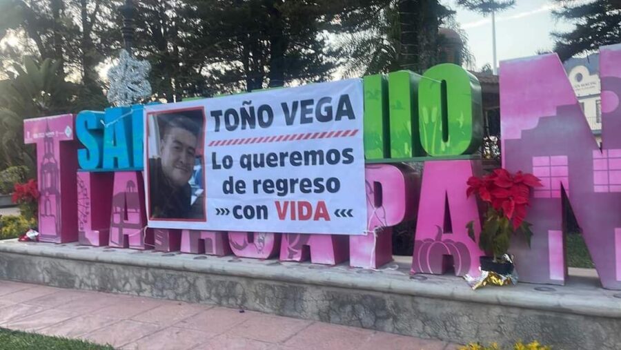 Toño se negó a vender productos ilícitos y lo desaparecen; sigue ilocalizado