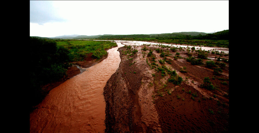 Para Grupo México es legal sobreexplotar recursos y privar de agua en Sonora