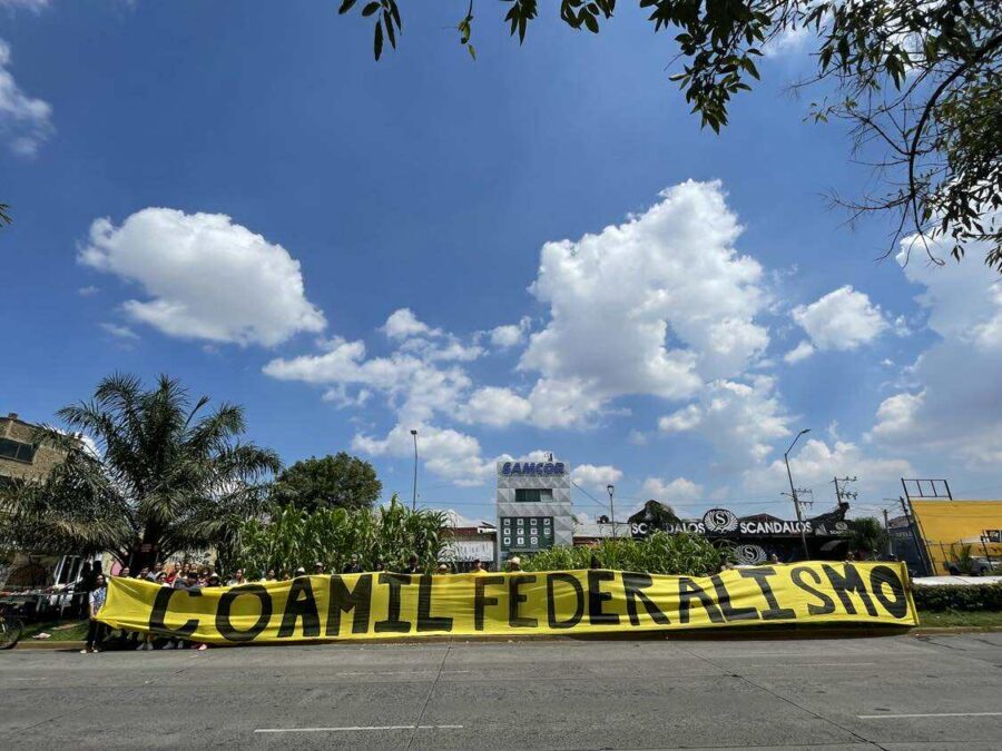 Violentan Coamil Federalismo ¡No es pasto, es Milpa!