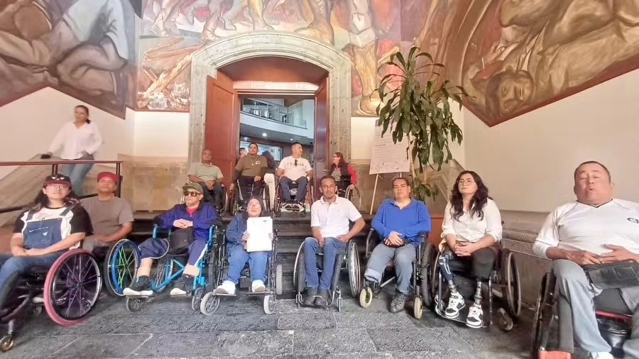 Diputadxs de Jalisco rechazan dar pensión universal por discapacidad, pero sostienen <<pensiones doradas>>